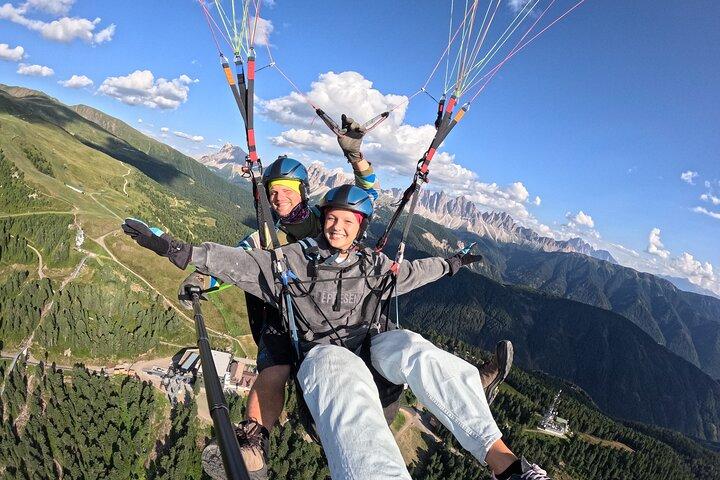 Paragliding adventure Plose/Brixen Dolomites for nature lovers