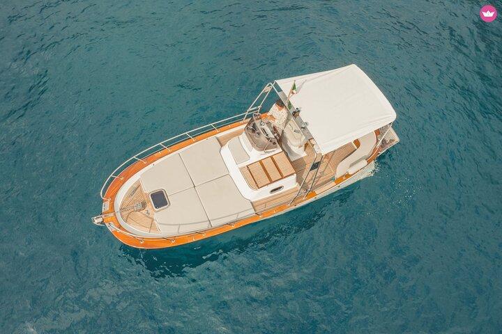 Monterosso : Cinque Terre boat tour day or sunset with aperitif