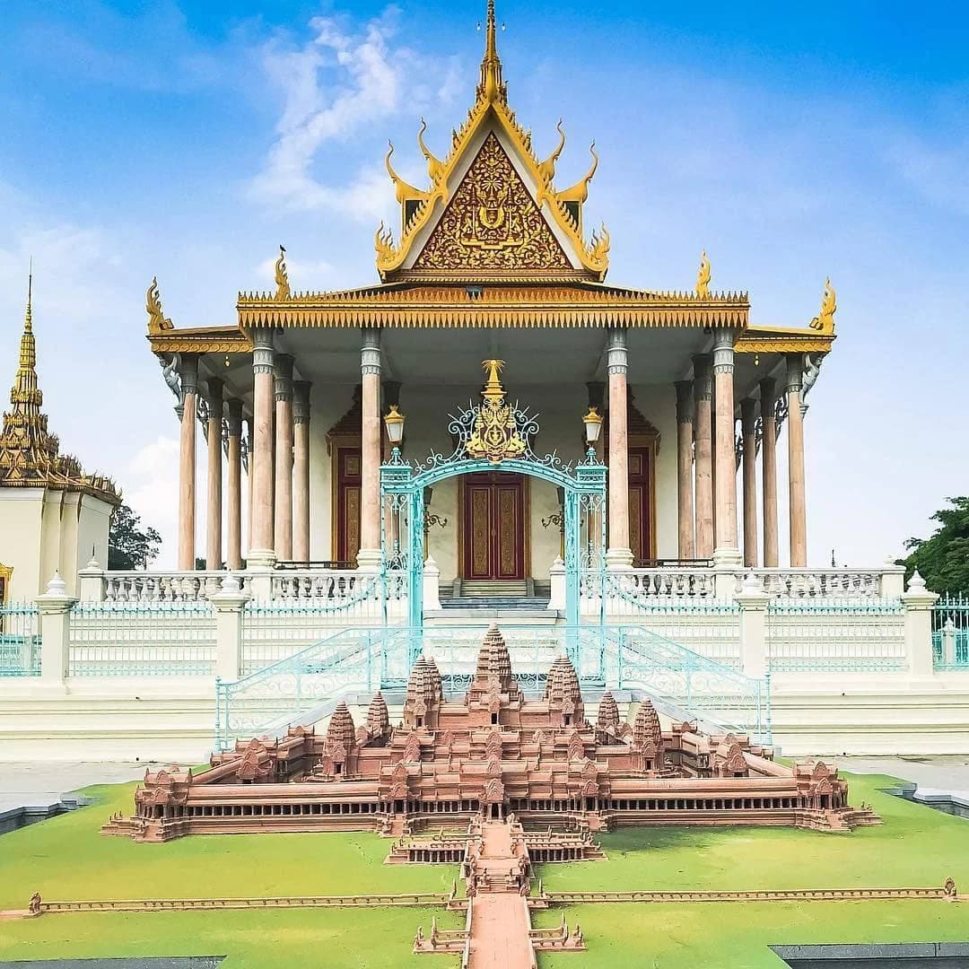 Royal Palace Of Cambodia Travel Guide TravelPal royal-palace-of-cambodia-travel-guide-travelpal
